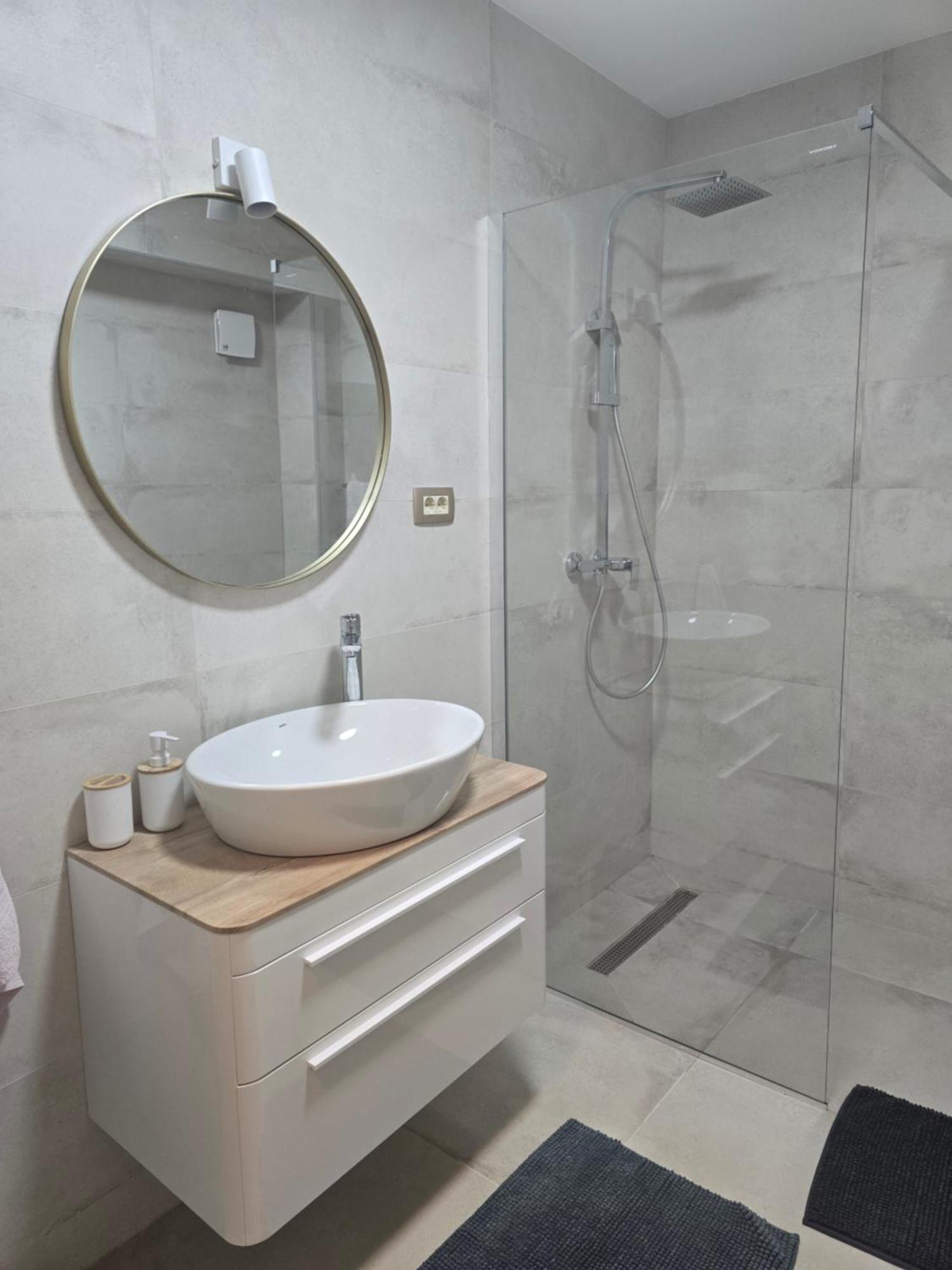 Apartman Mate Luka Makarska Ngoại thất bức ảnh